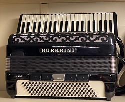 Guerrini, 120 bas/4 korig (consignatie)