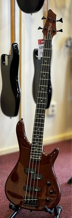Stagg BC300-WS, €299,- (binnenkort weer leverbaar)