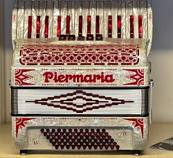 Piermaria 305, 72/3, musette stemming, 8+8+8. Uniek design
