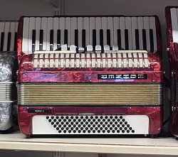 Hohner Verdi II, 96 bas/3 korig €995,-