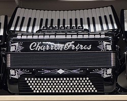 Charron Freres 120 Bas/ 4 korig (consignatie)