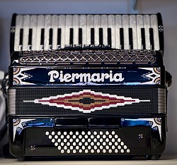 Piermaria 202, 72 bas/ 3 korig (consignatie)