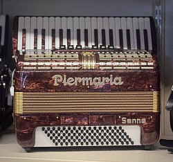 Piermaria Sanne, 96 bas/3 korig (consignatie)