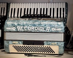 Accordiola carmen 120 Bas/4 korig (consignatie)