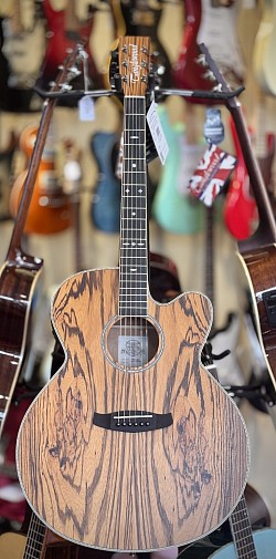 Tanglewood TRU7CE AW €450,-