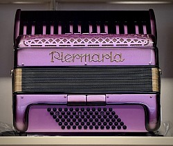 Piermaria 202 custom shop Gold Special spray 8+8+8 €6995,-