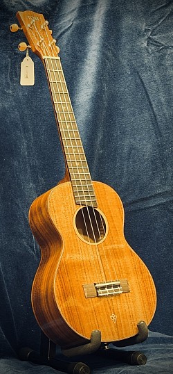 TOM M7 HF €475,-