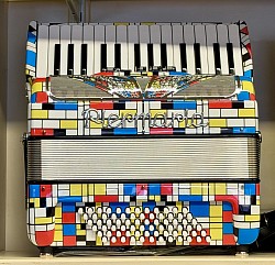 Piermaria customshop, 72 bas/3 korig (8+8+8) € 6995,-
